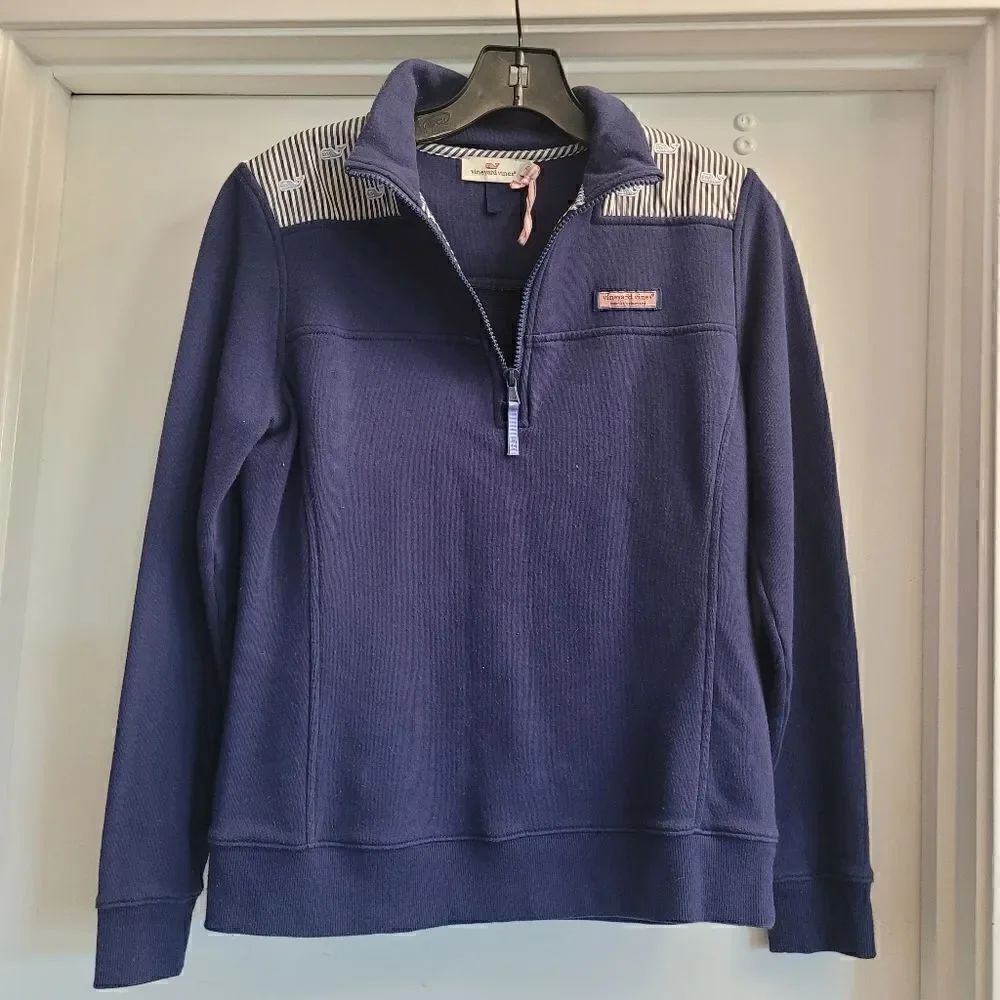 Vineyard vines whale 1/4 zip sweatshirt